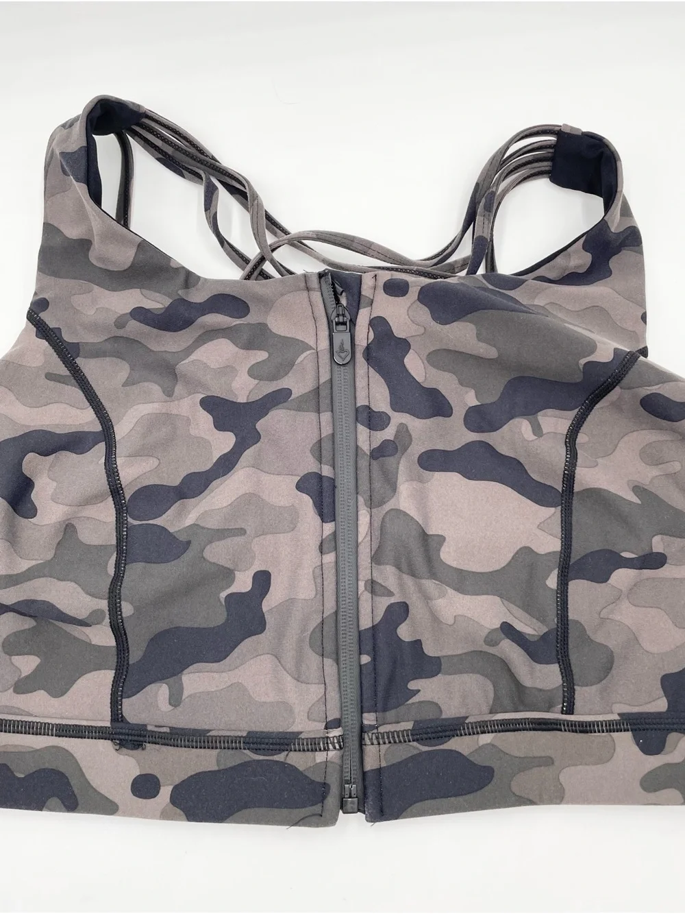 Happy Camper by Torrid Low Impact Wireless Strappy Active Sports Bra Camo 3X